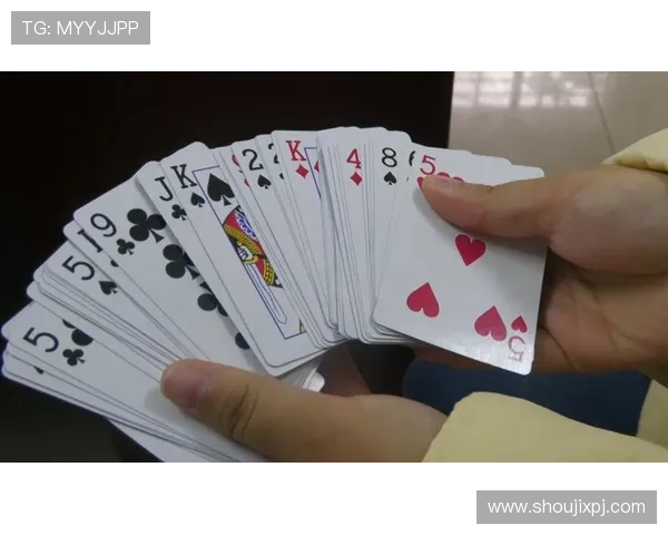 零成本在线免费炸金花游戏让你在休闲娱乐中轻松赢取丰富奖励和虚拟金币 零成本在线免费炸金花游戏让你在休闲娱乐中轻松赢取丰富奖励和虚拟金币